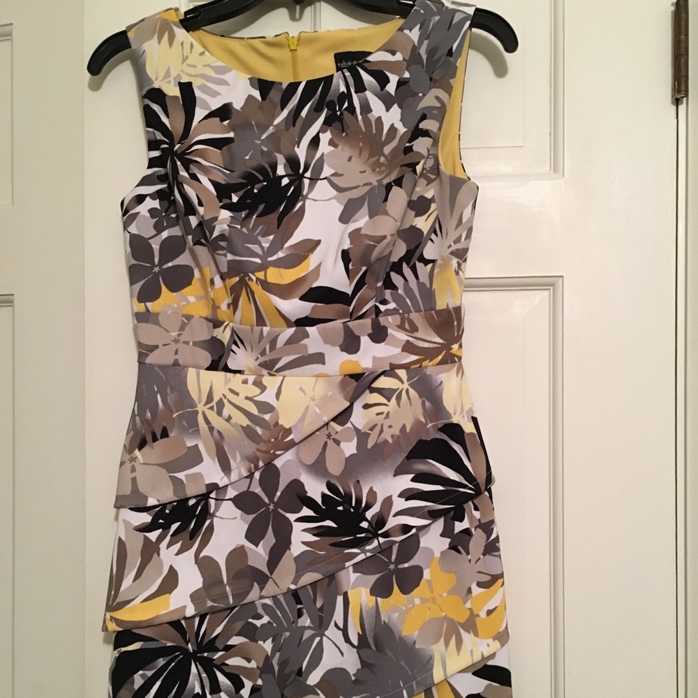 Beautiful spring sheath dress.